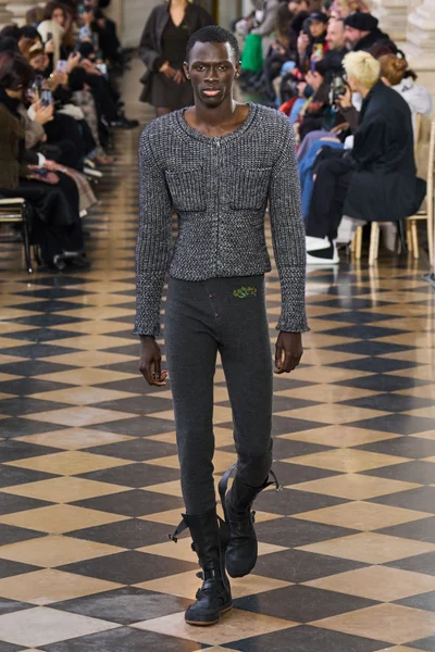 Look 31